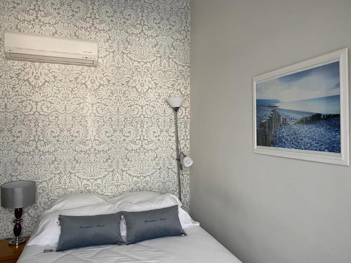 مبيت وإفطار رويا Miramar Parc المظهر الخارجي الصورة